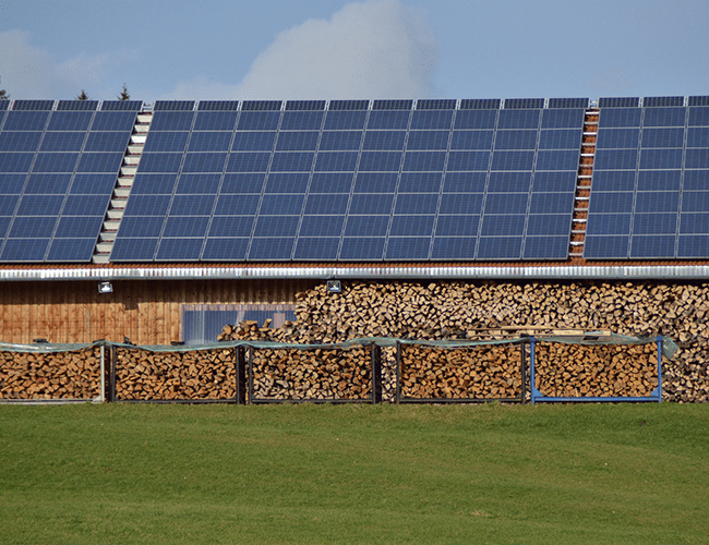 Toiture photovoltaïque sur bâtiment agricole ou industriel